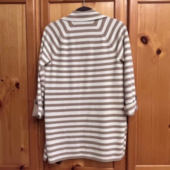 Ann Taylor knit cardigan - Picture 2 of 6